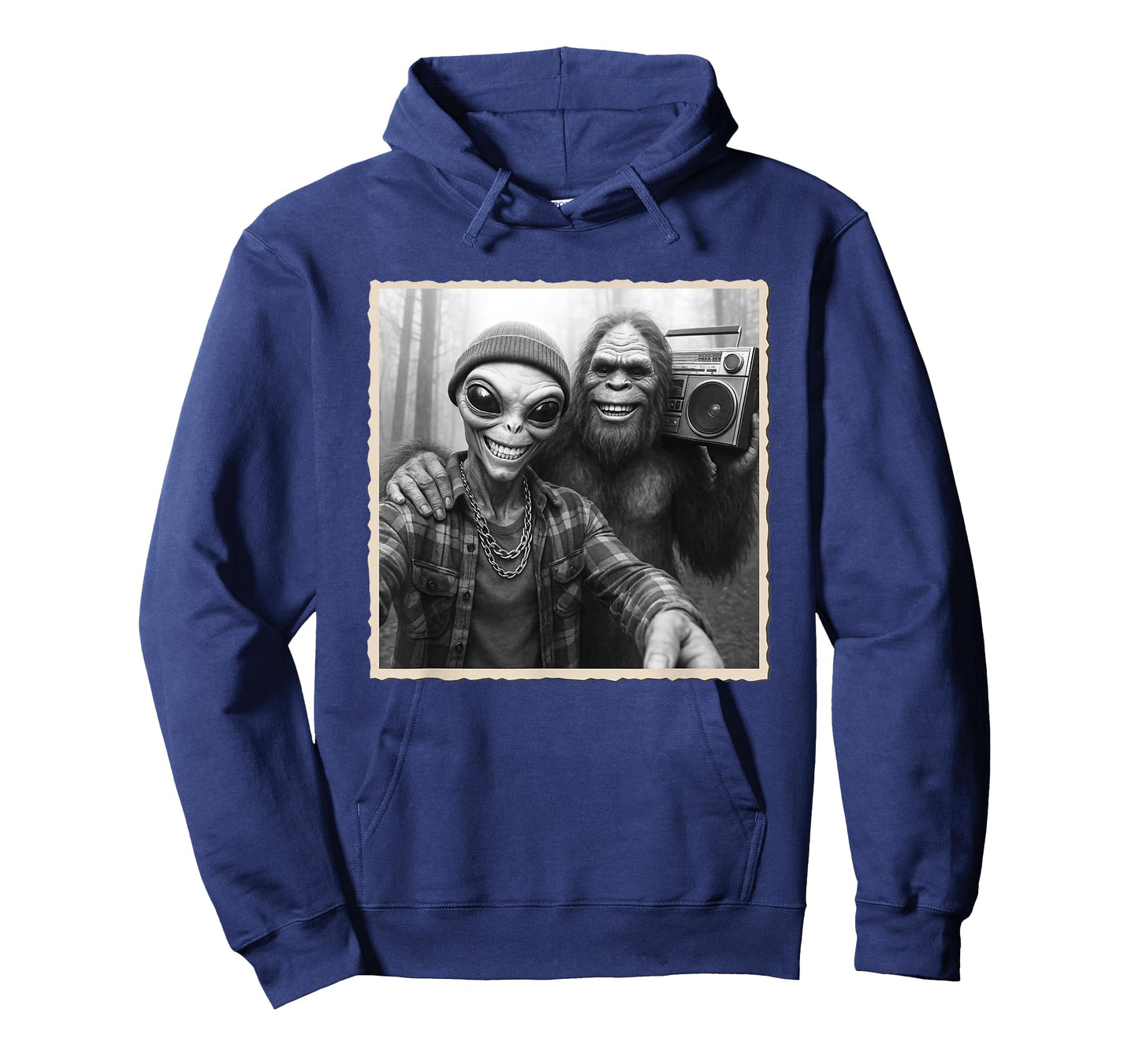 Funny Bigfoot Selfie With Alien | Sasquatch, Funny Hip Hop T-Shirt