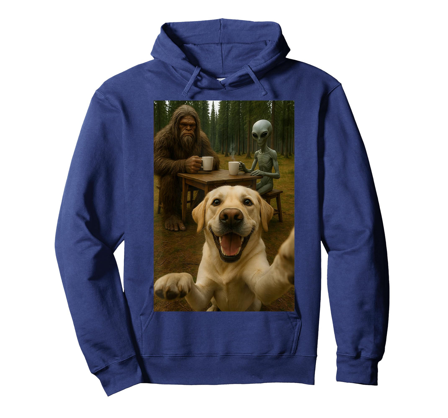 Dog Selfie With Bigfoot Alien Funny T-Shirt
