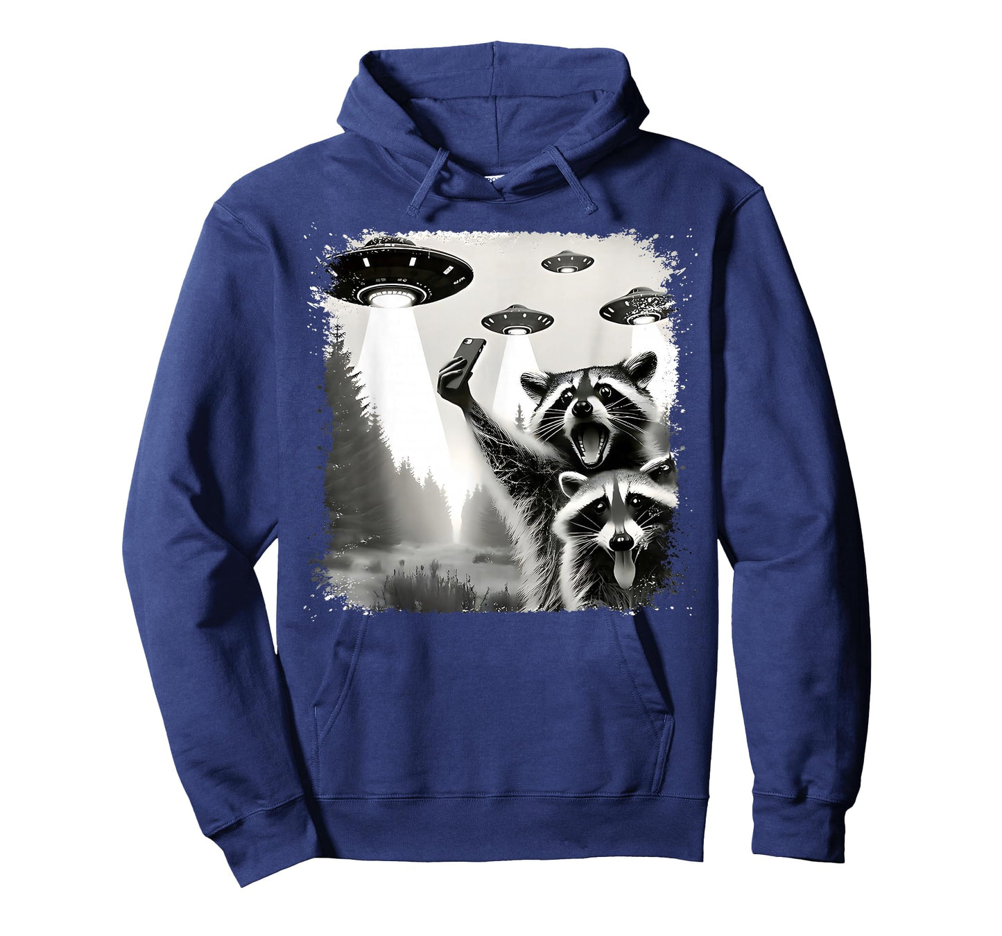 Funny Raccoon Selfie With Alien UFO Funny Raccoon Men Women T-Shirt