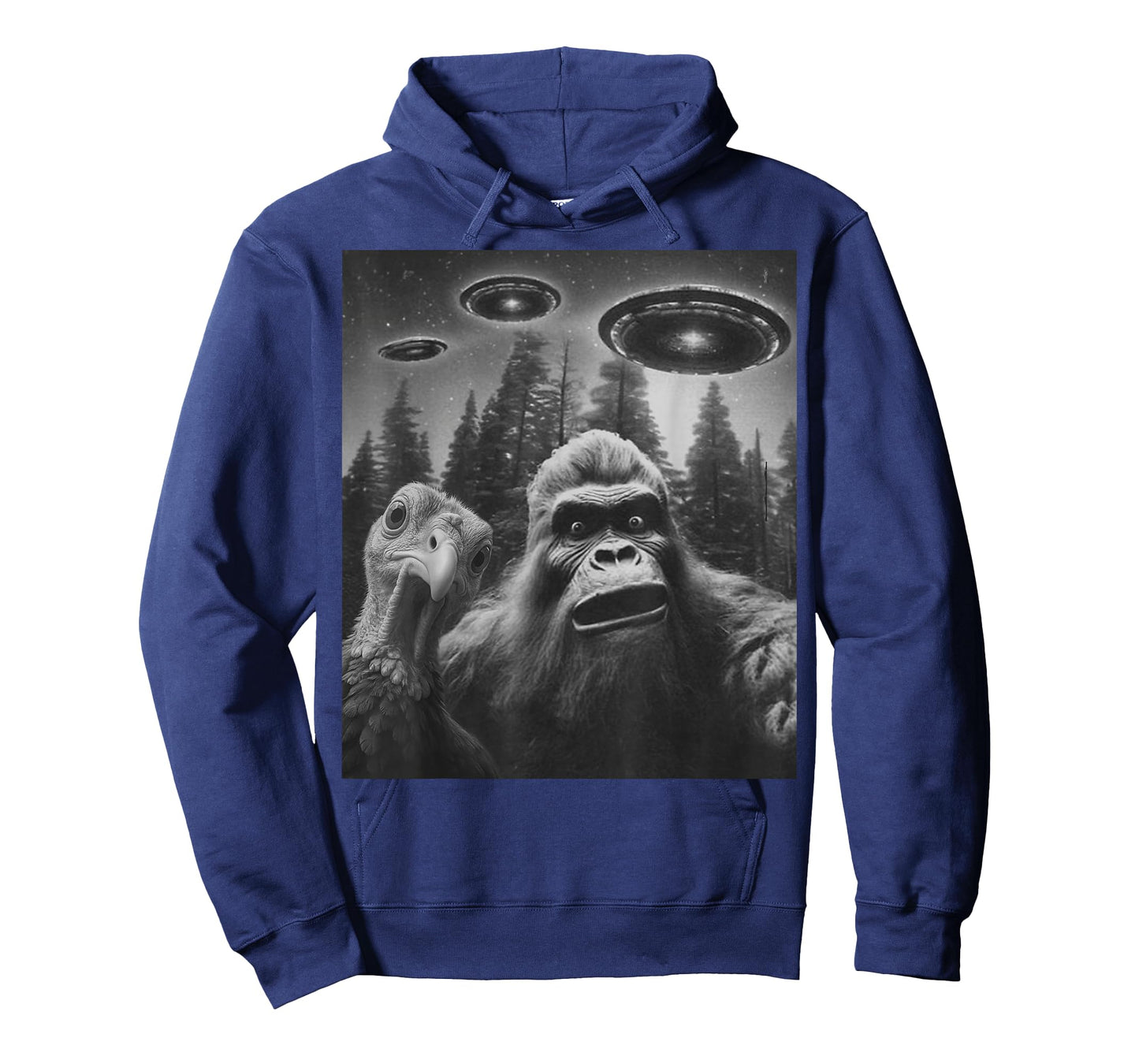 Funny Bigfoot Turkey Selfie UFO Thanksgiving Sasquatch Gifts T-Shirt