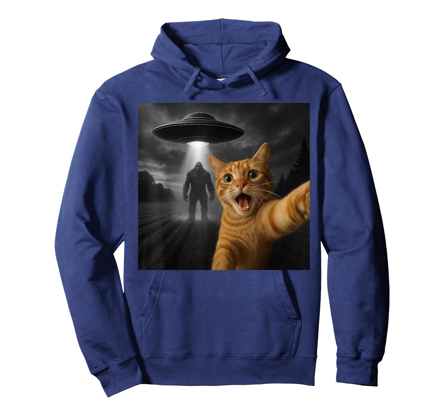 Cat Selfie with Sasquatch Bigfoot Alien UFO Funny Cat Meme T-Shirt