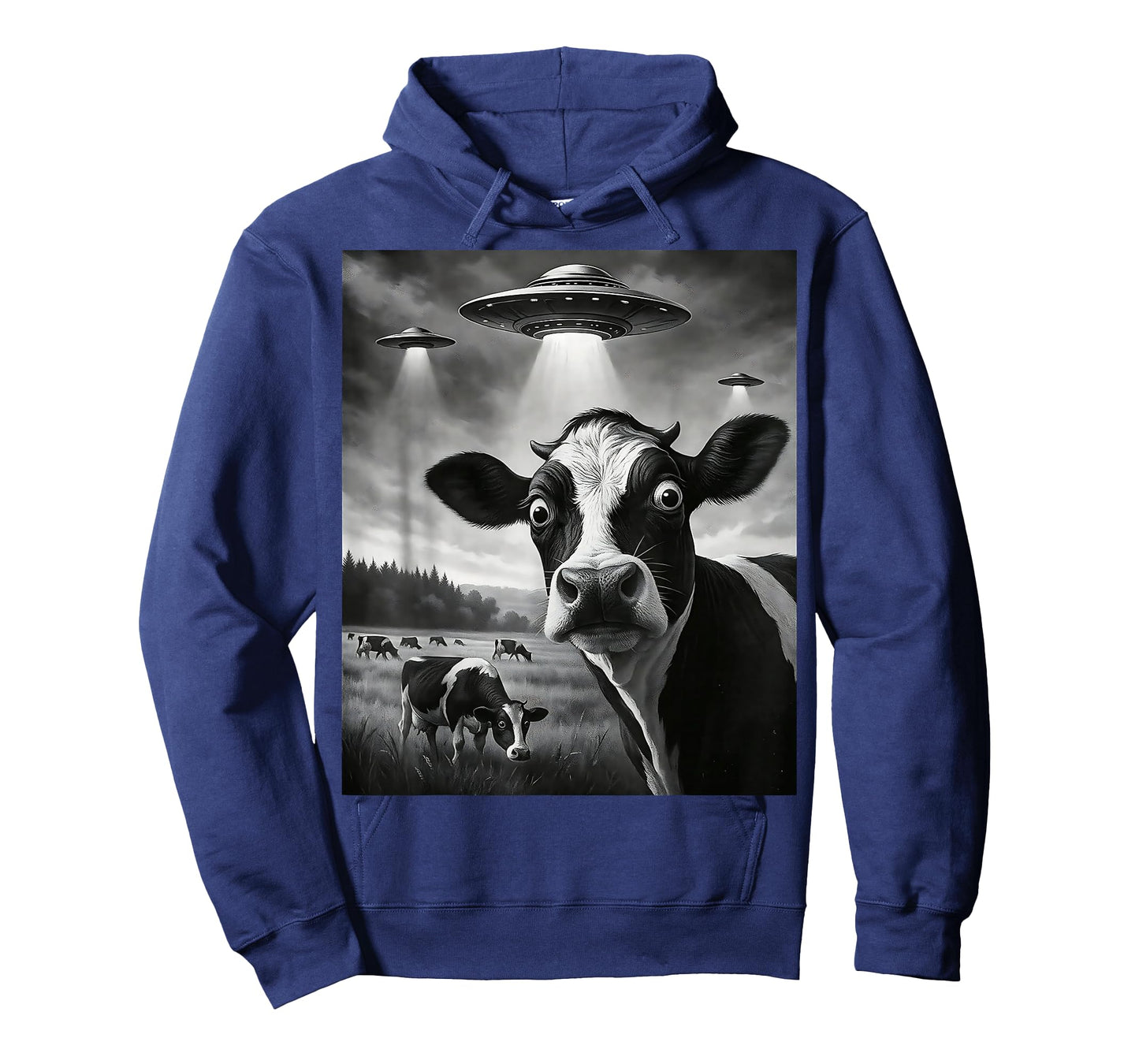 Funny Cow Selfie UFO Alien Humor Vintage Print Art Design T-Shirt
