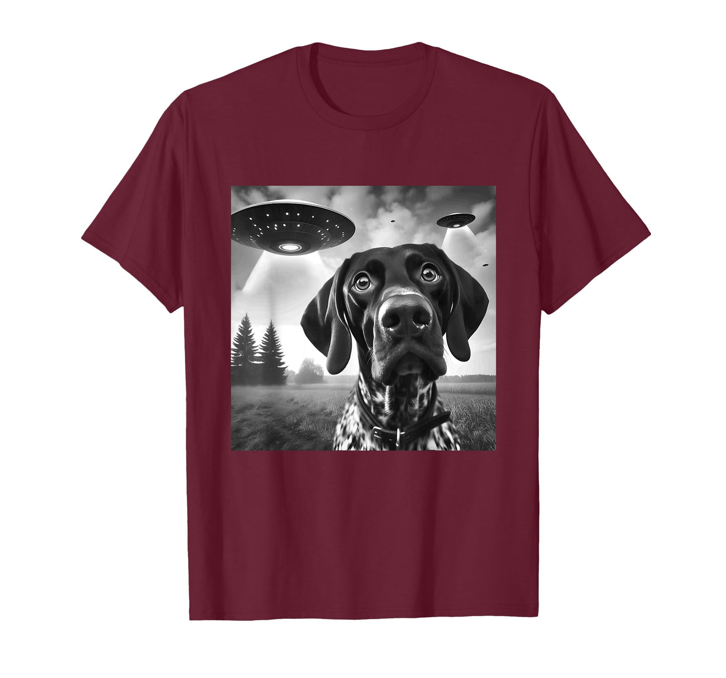 German Shorthaired Pointer Funny Selfie UFO Weird Aliens T-Shirt