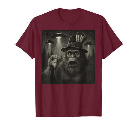 Funny Thanksgiving Bigfoot Turkey Selfie UFO Sasquatch T-Shirt