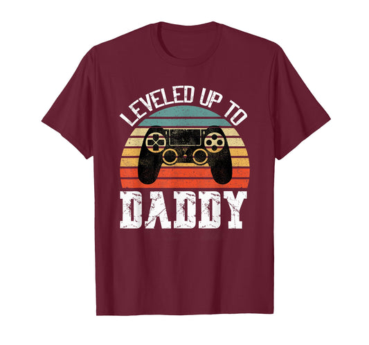 New Dad Fathers day Leveled up to Daddy T-Shirt