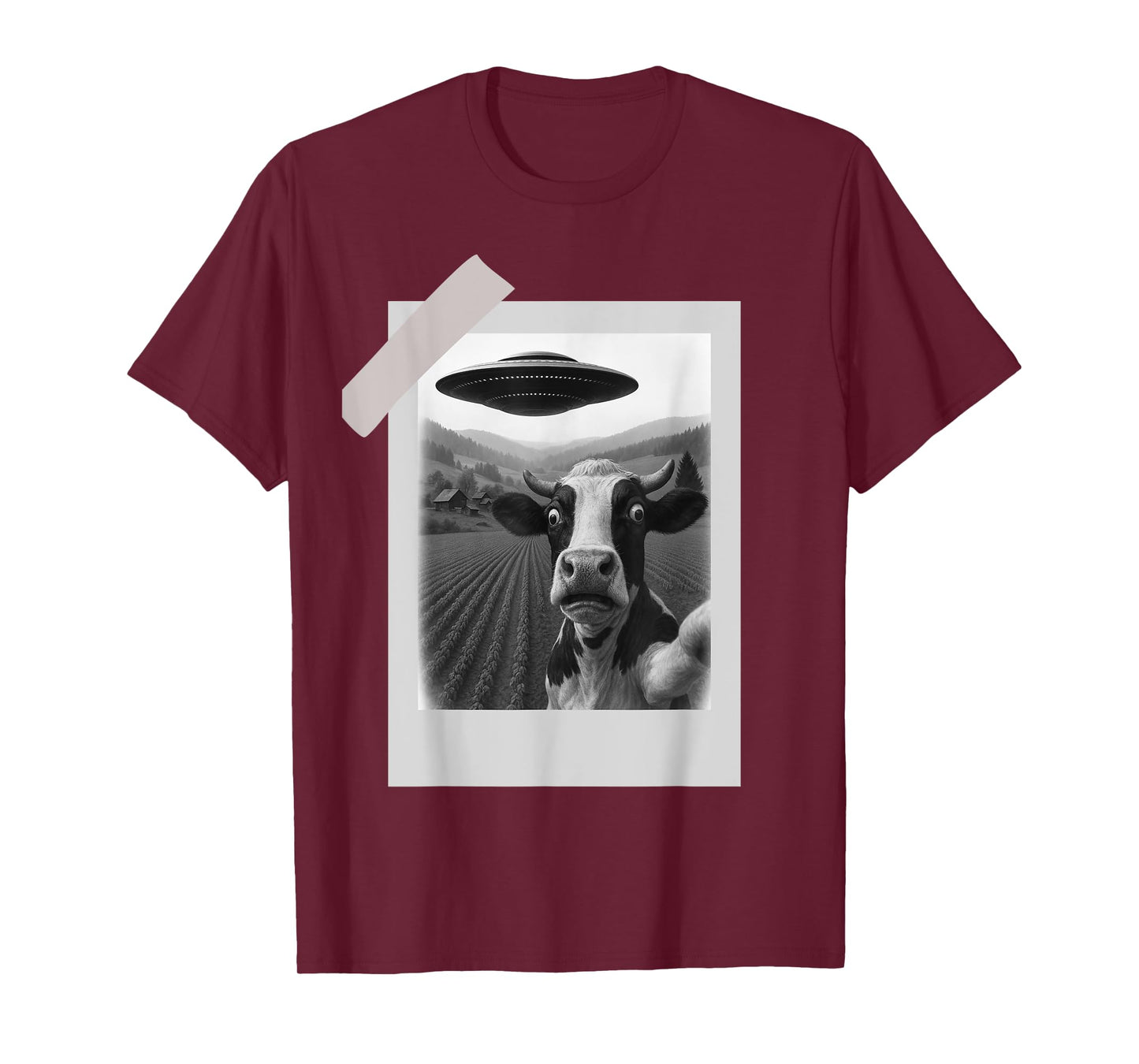 Funny UFO Cow Selfie | Alien Abduction Farm T-Shirt