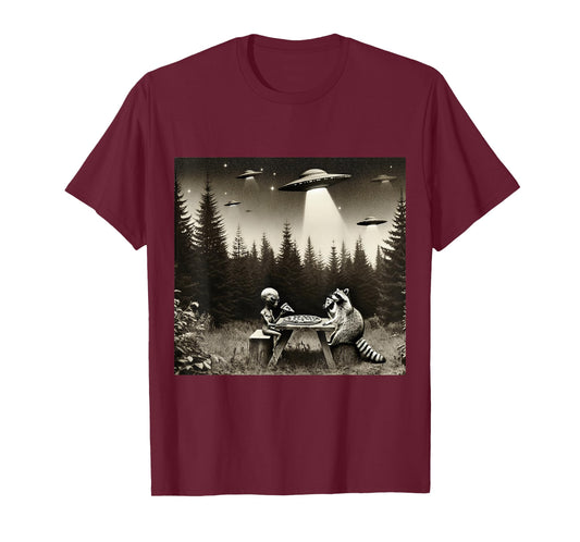 Funny Raccoon With Alien Eating Pizza. Raccoon And UFO Lover T-Shirt