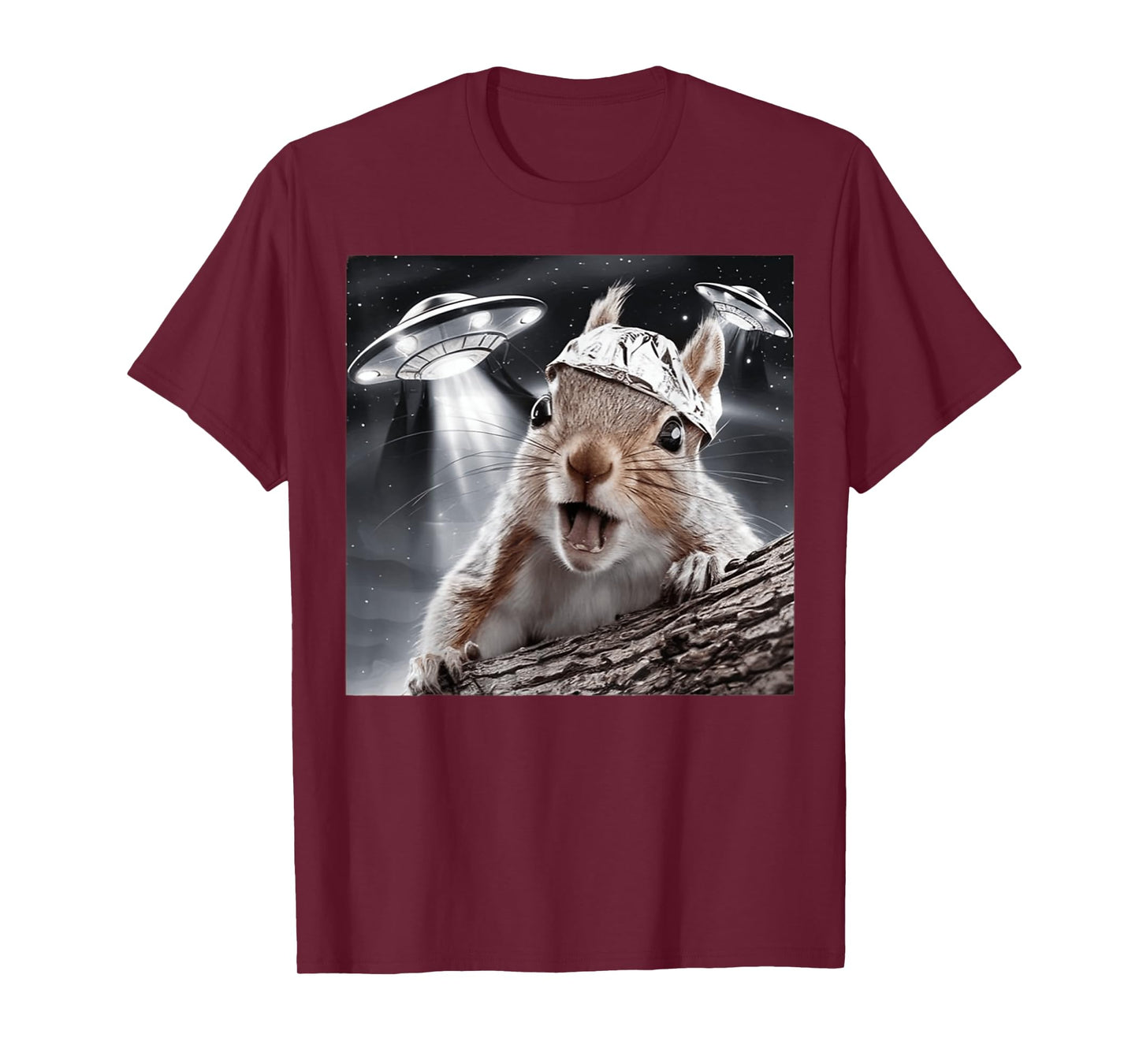 Funny Alien Squirrel Selfie Tin Foil Hat UFO Encounter Joke T-Shirt