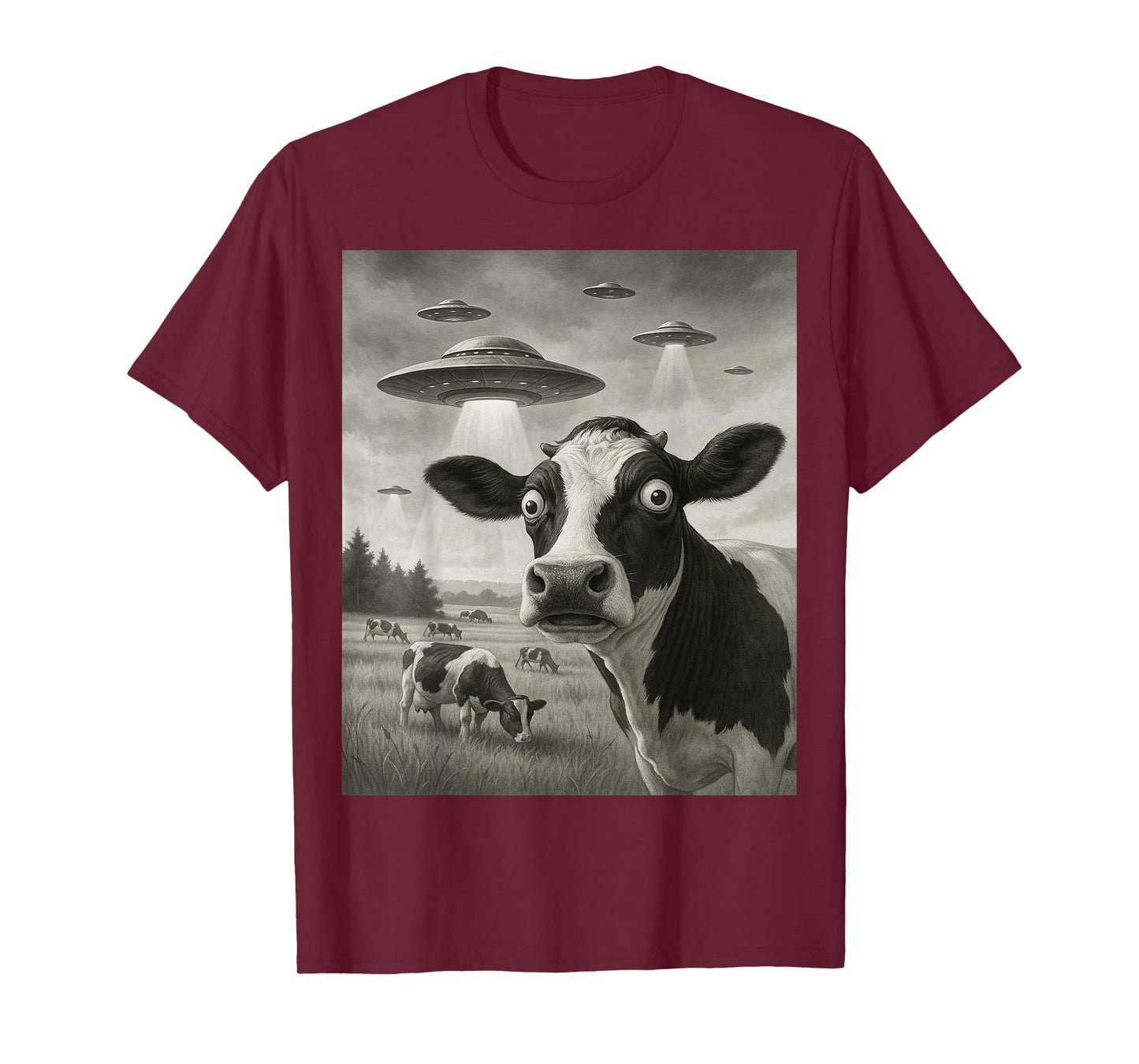 Funny Cow Selfie UFO Alien Humor Vintage Print Art Design T-Shirt