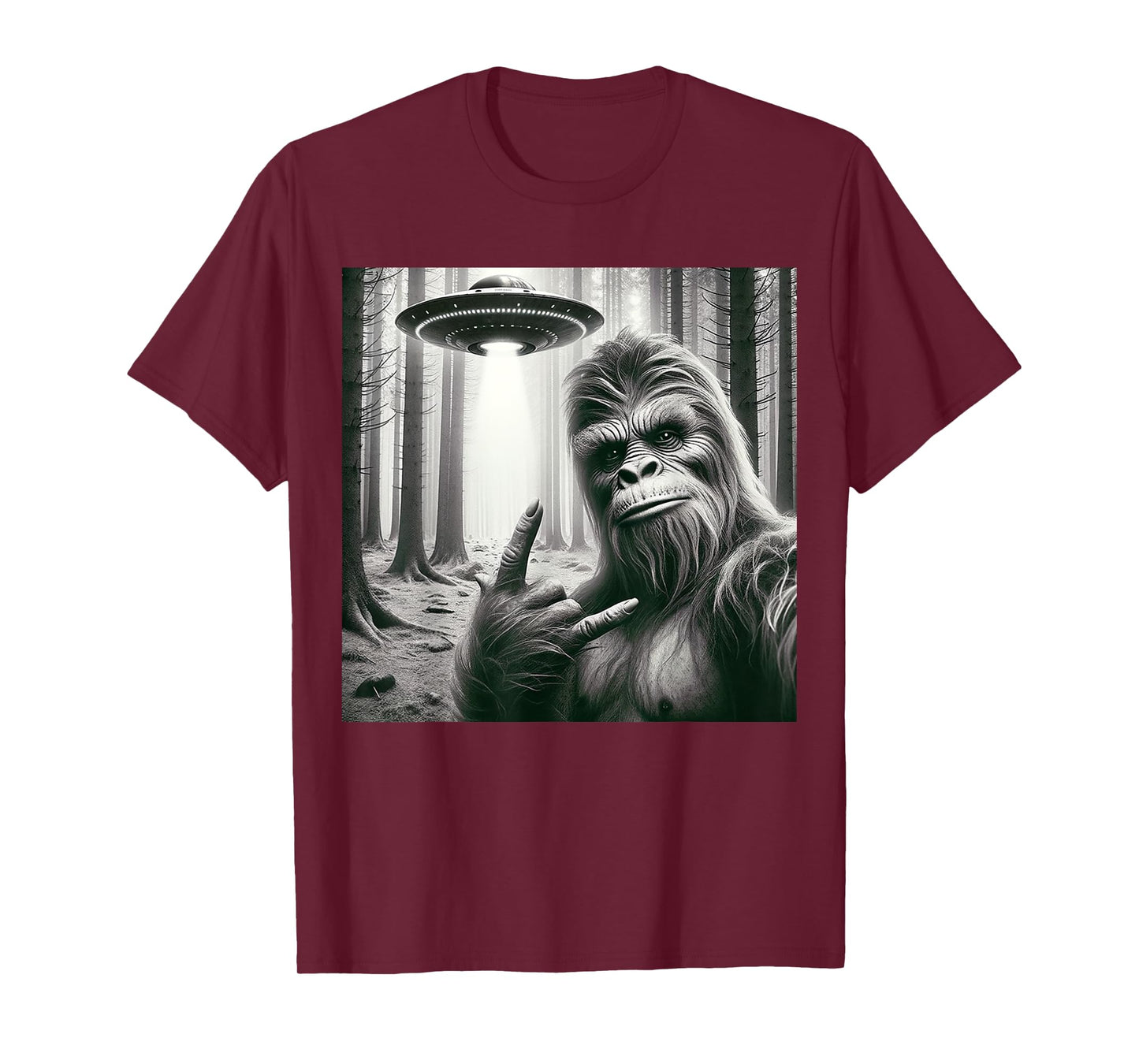Funny Bigfoot Sasquatch Alien UFO Selfie Graphic Men Women T-Shirt