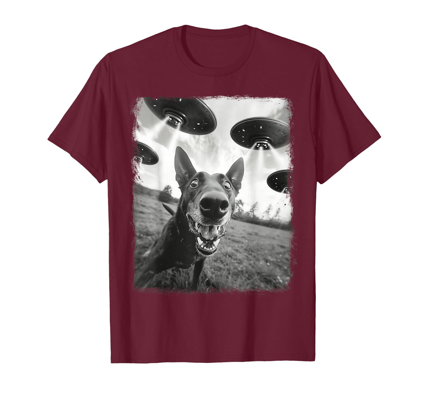 Belgian Malinois Dog UFO Alien Extraterrestrial Selfie T-Shirt