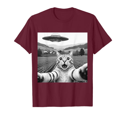 Cat Selfie with Alien UFO Funny Cat T-Shirt