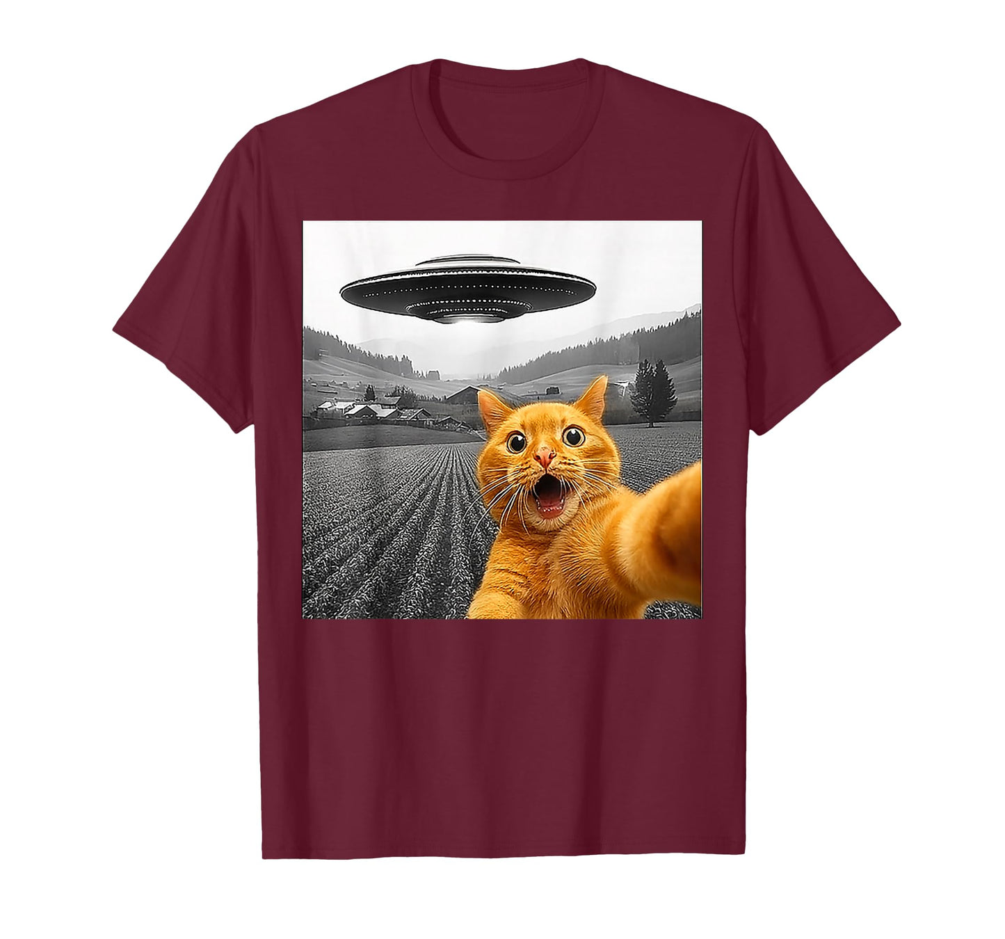 Cat Selfie With Alien UFO Funny Cats Gifts For Men Women Kid T-Shirt