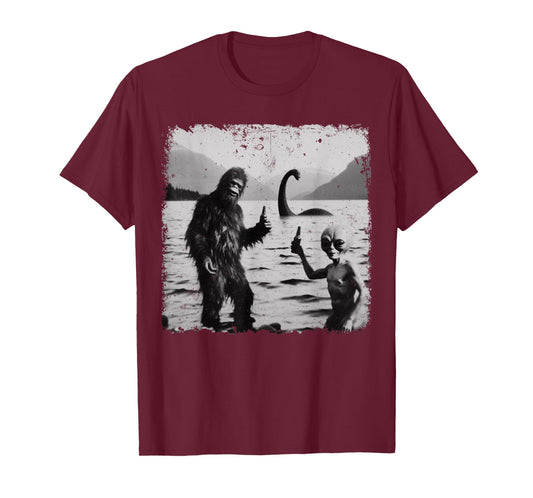 Funny Big Foot Sasquatch Alien Loch Ness Monster Team Selfie T-Shirt