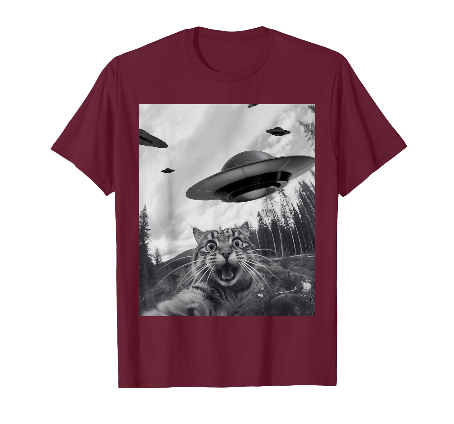 Funny Cat Selfie With Alien UFO Funny Cat For Men Women T-Shirt