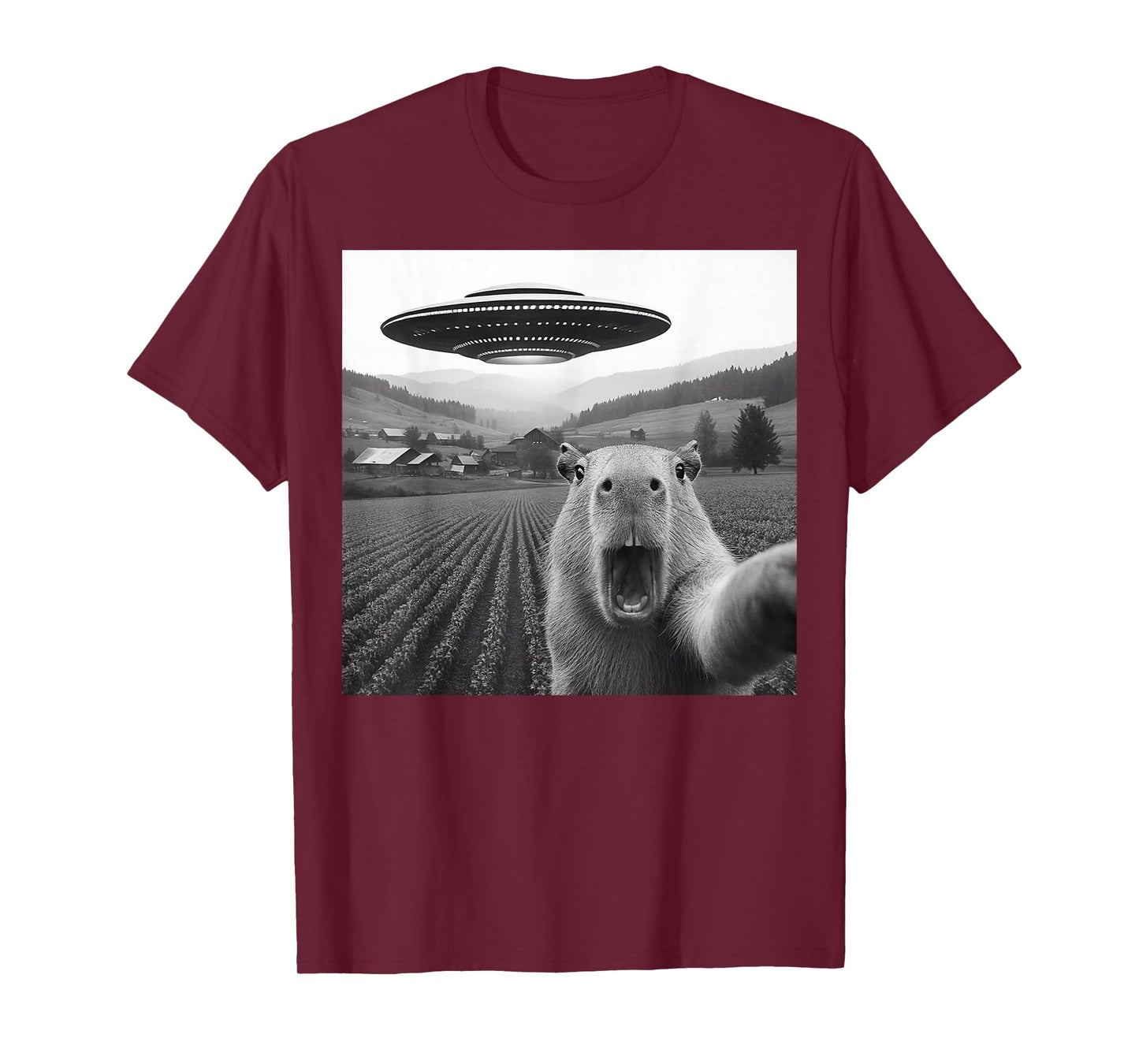 Capybara Selfie with Alien Funny Capybaras Men Women Kid T-Shirt
