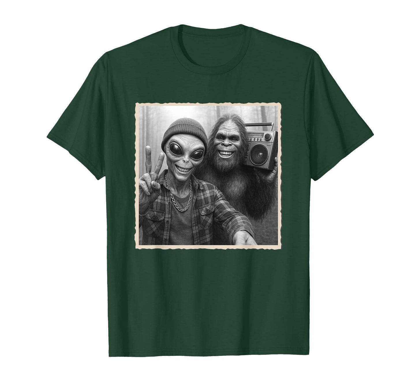 Alien Selfie With Bigfoot | Funny Sasquatch, Peace Sign T-Shirt