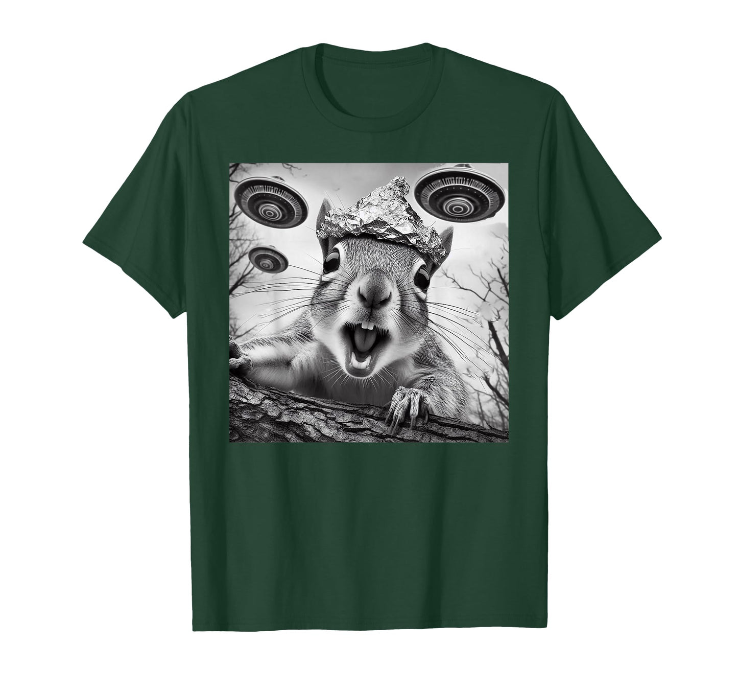 Funny Alien Squirrel Selfie With Tin Foil Hat UFO Encounter T-Shirt