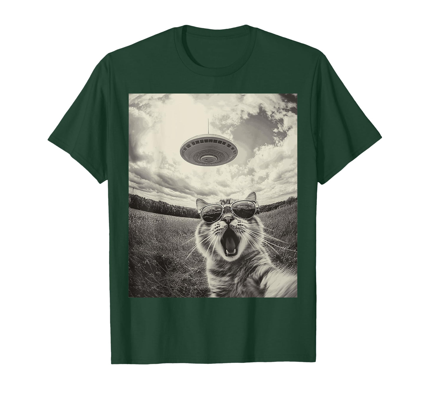 Funny Cat Sunglasses Selfie With Alien Ufo Retro Vintage T-Shirt