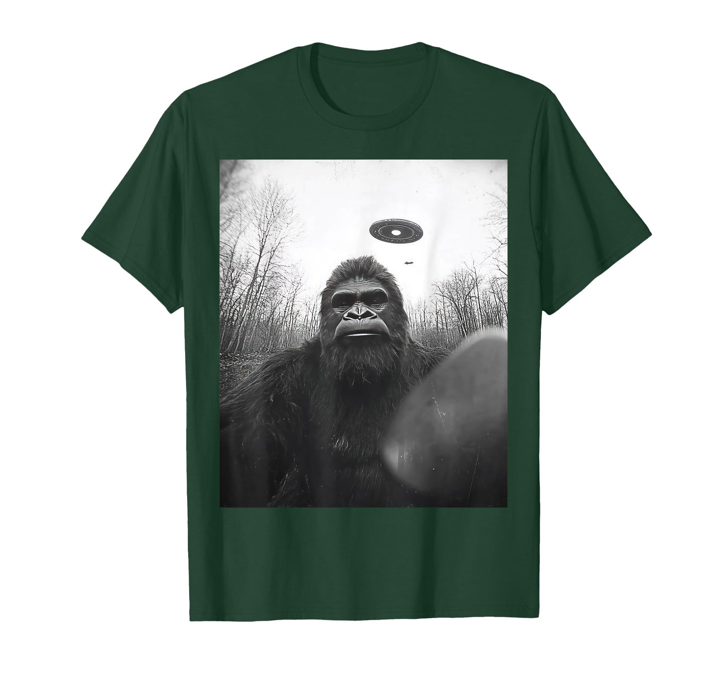 Funny graphic Sasquatch BigFoot UFO Alien Funny weird T-Shirt