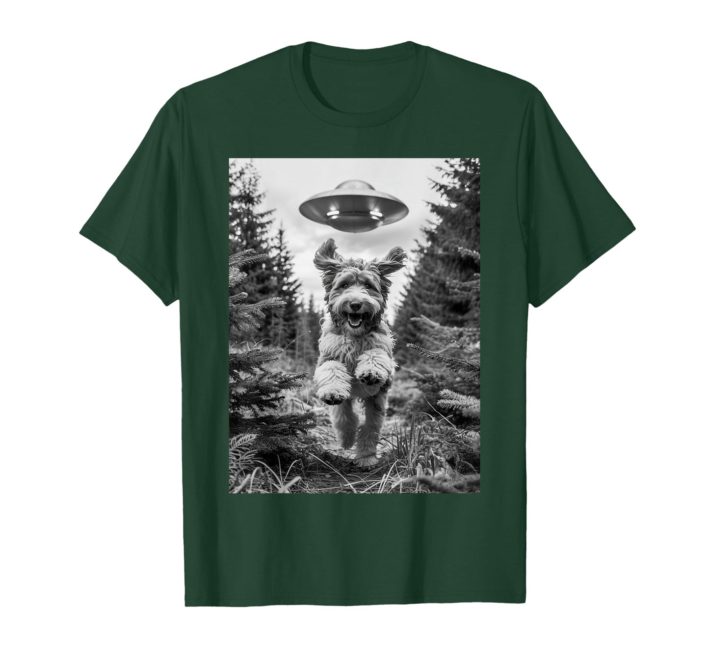 Cute Goldendoodle with Alien UFO Funny Scared Golden Doodle T-Shirt