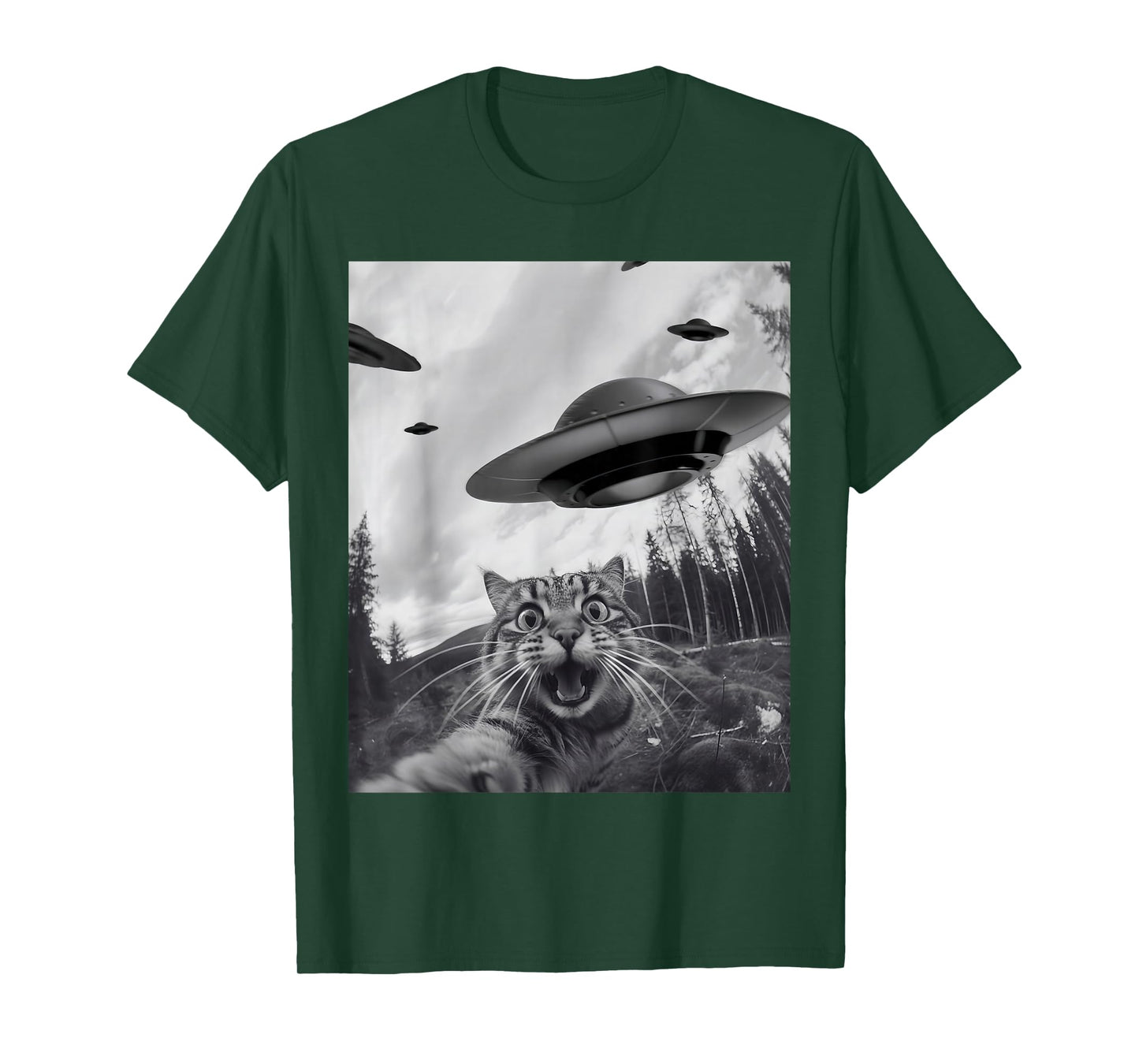 Funny Cat Selfie With Alien UFO Funny Cat For Men Women T-Shirt
