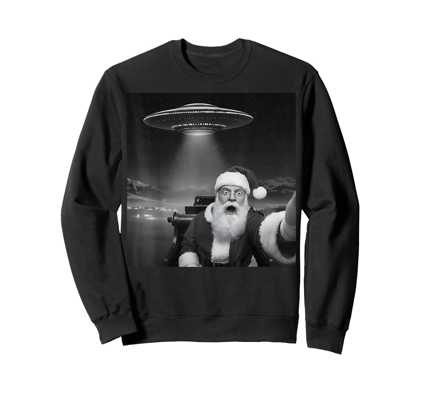 Santa Selfie with UFO Funny Christmas for Men Women Kids T-Shirt