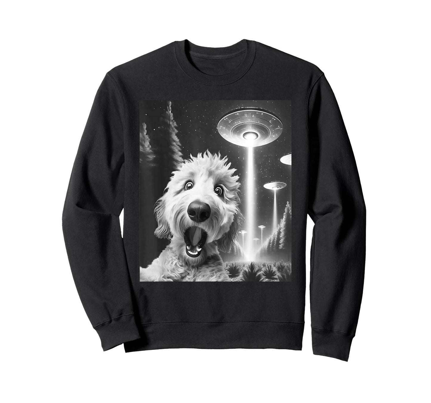 Funny Goldendoodle Alien UFO Taking a Selfie Dog Mom Dad T-Shirt
