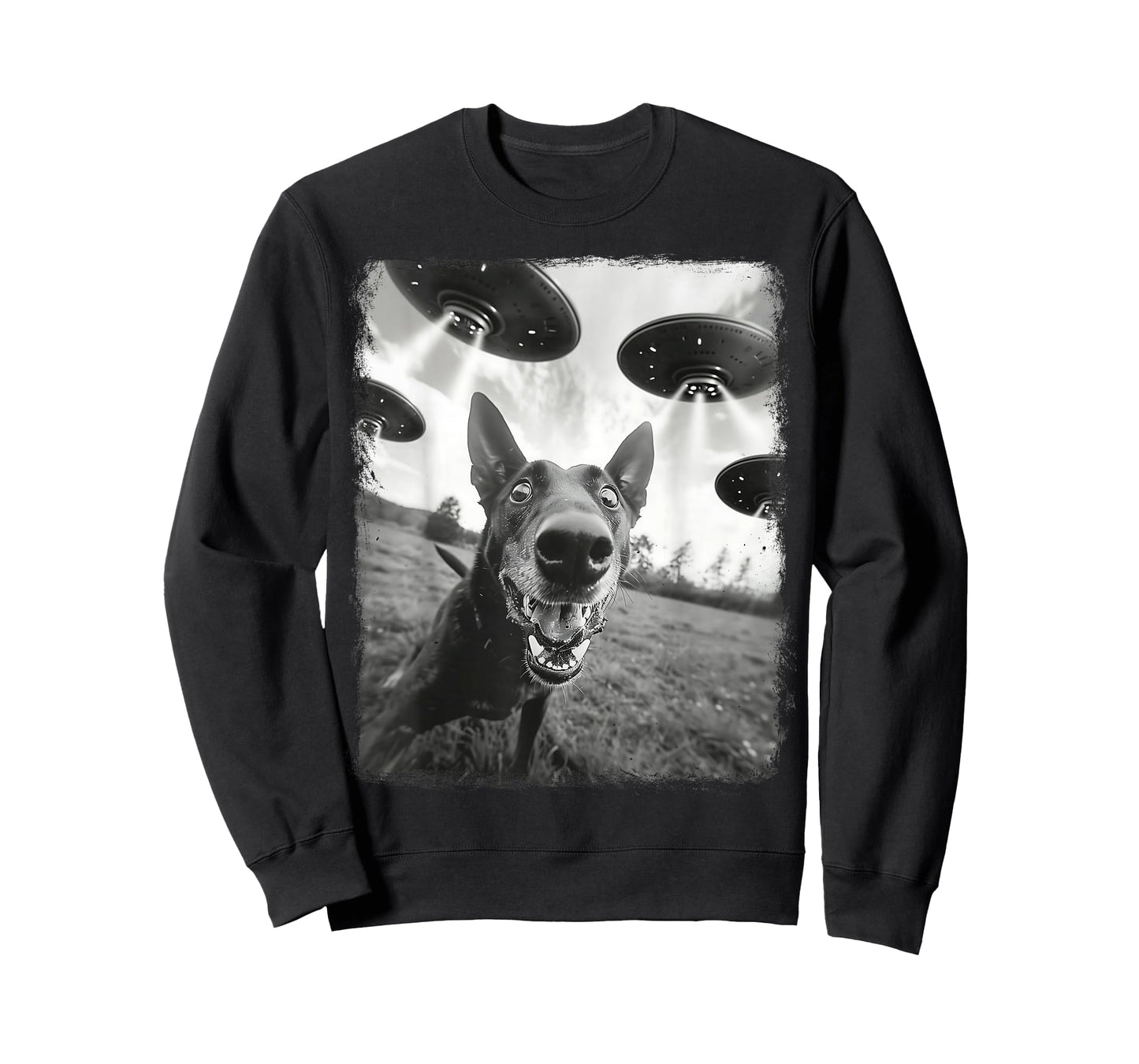 Belgian Malinois Dog UFO Alien Extraterrestrial Selfie T-Shirt