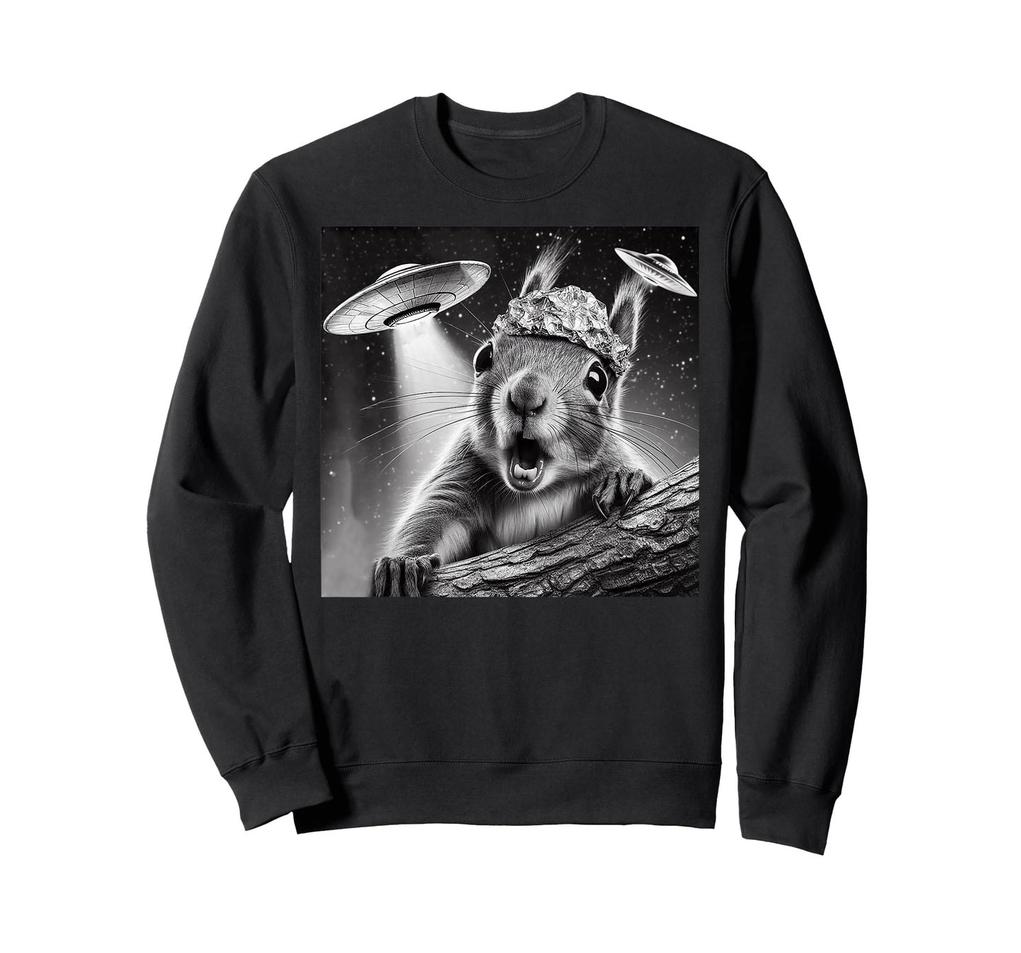 Funny Alien Squirrel Selfie With Alu Hat UFO Encounter T-Shirt