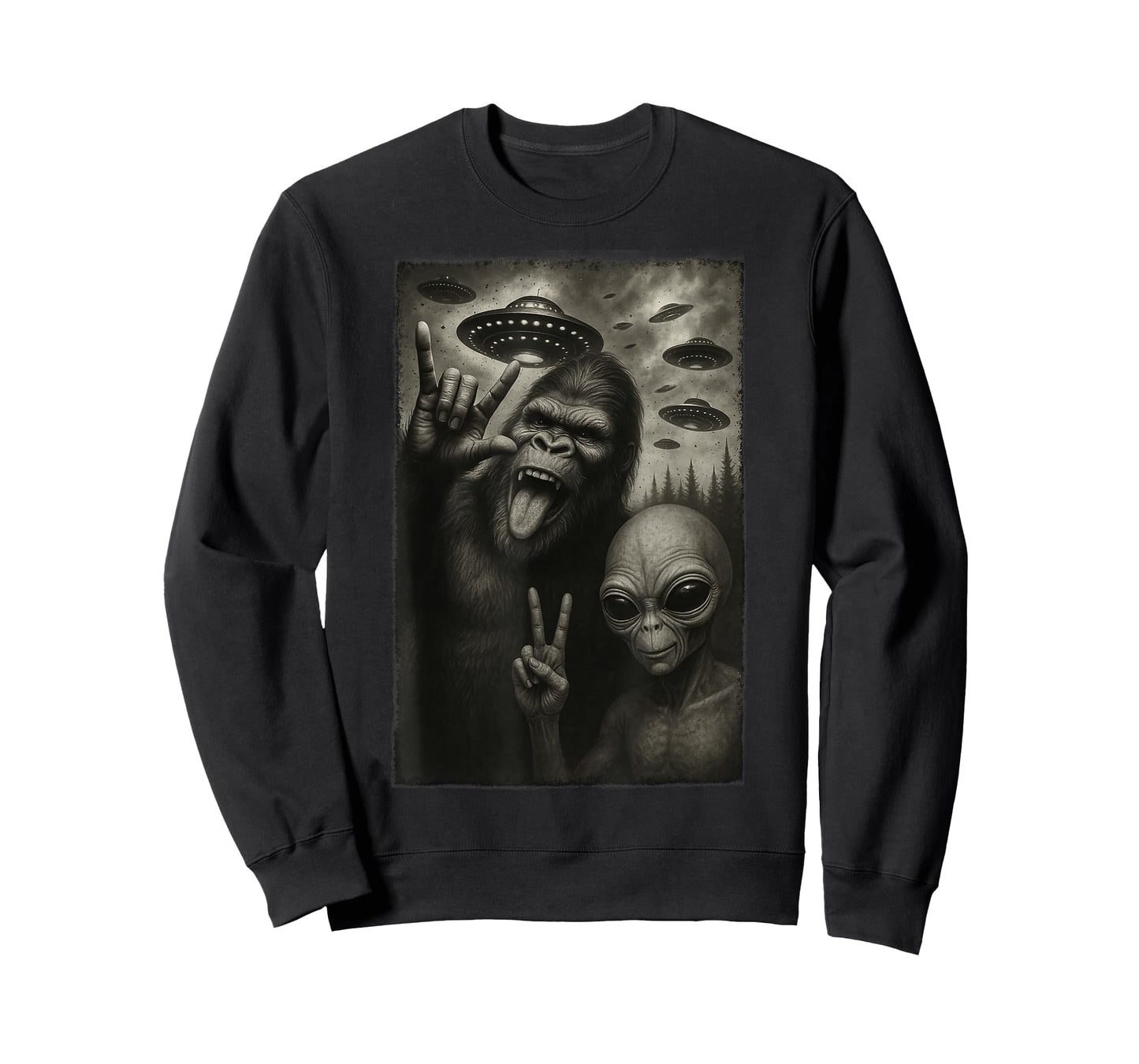 Funny Selfie Bigfoot Alien Sasquatch Rock On Hand Sign UFO T-Shirt