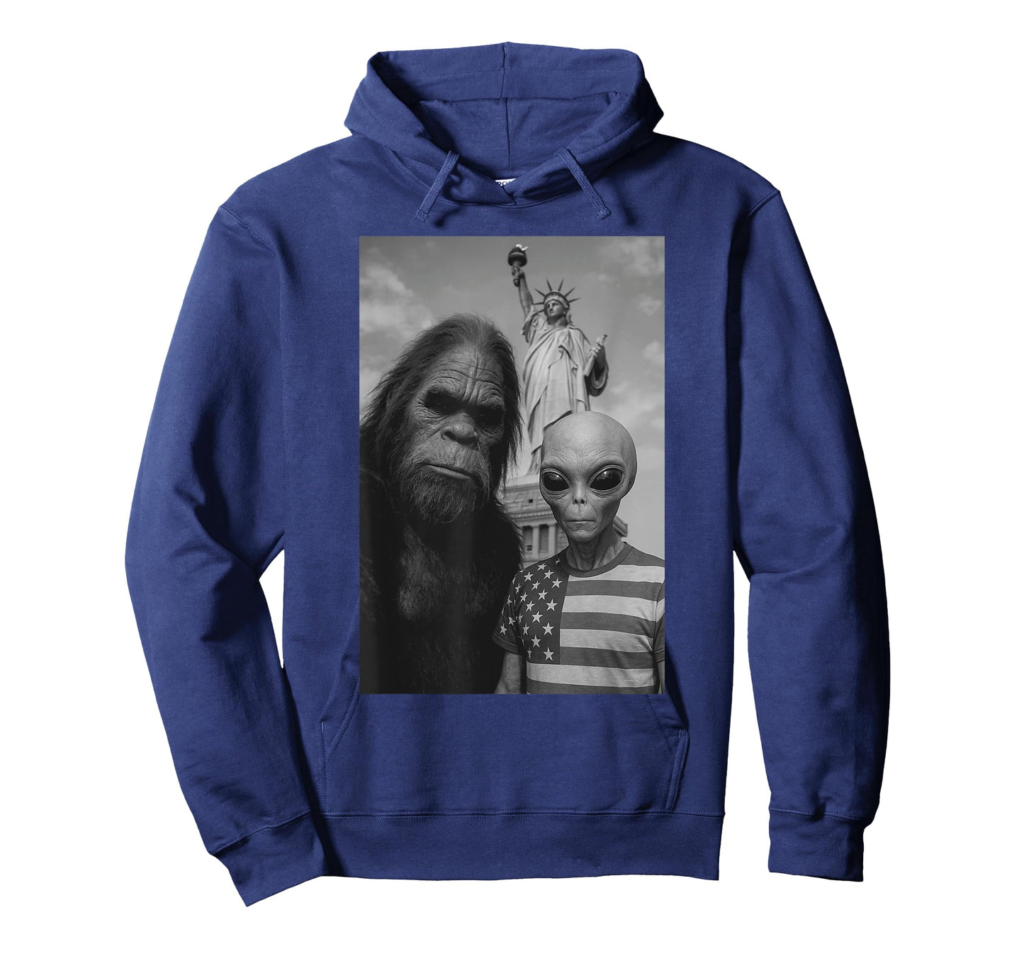 Retro Alien and Bigfoot Selfie Funny Alien Men Women T-Shirt