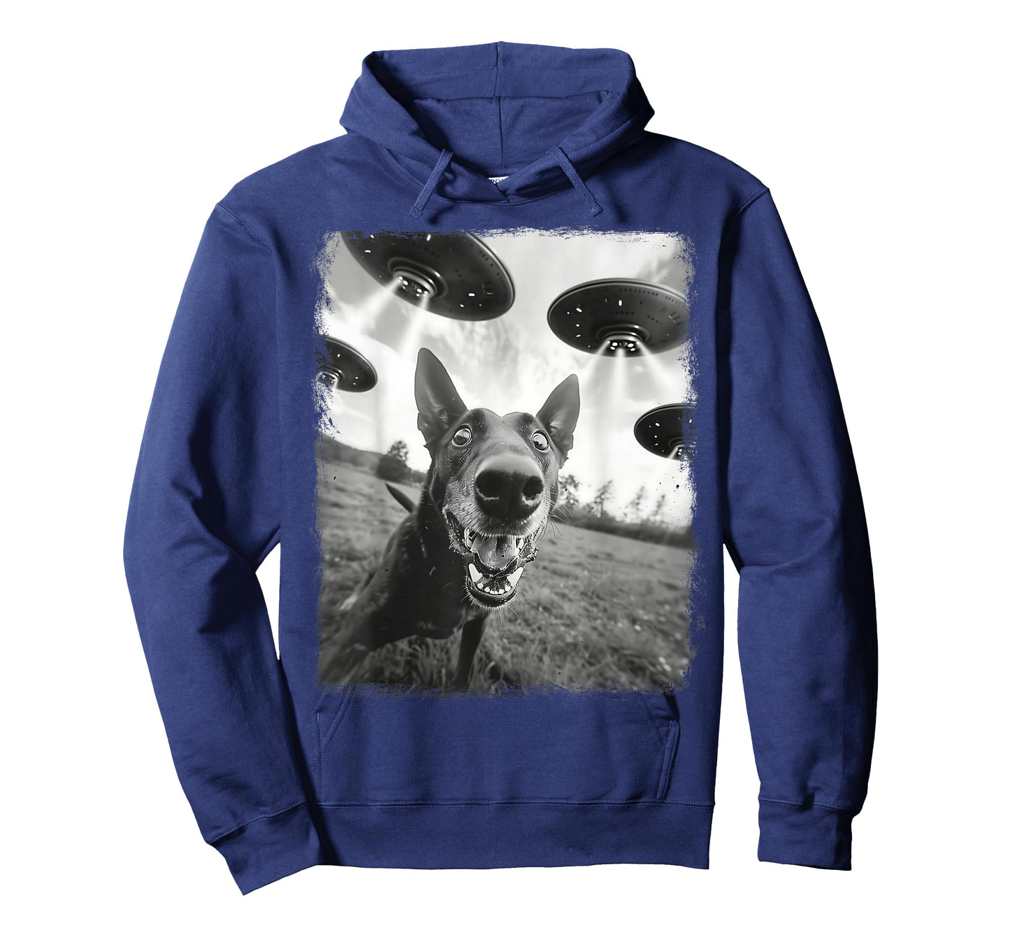 Belgian Malinois Dog UFO Alien Extraterrestrial Selfie T-Shirt