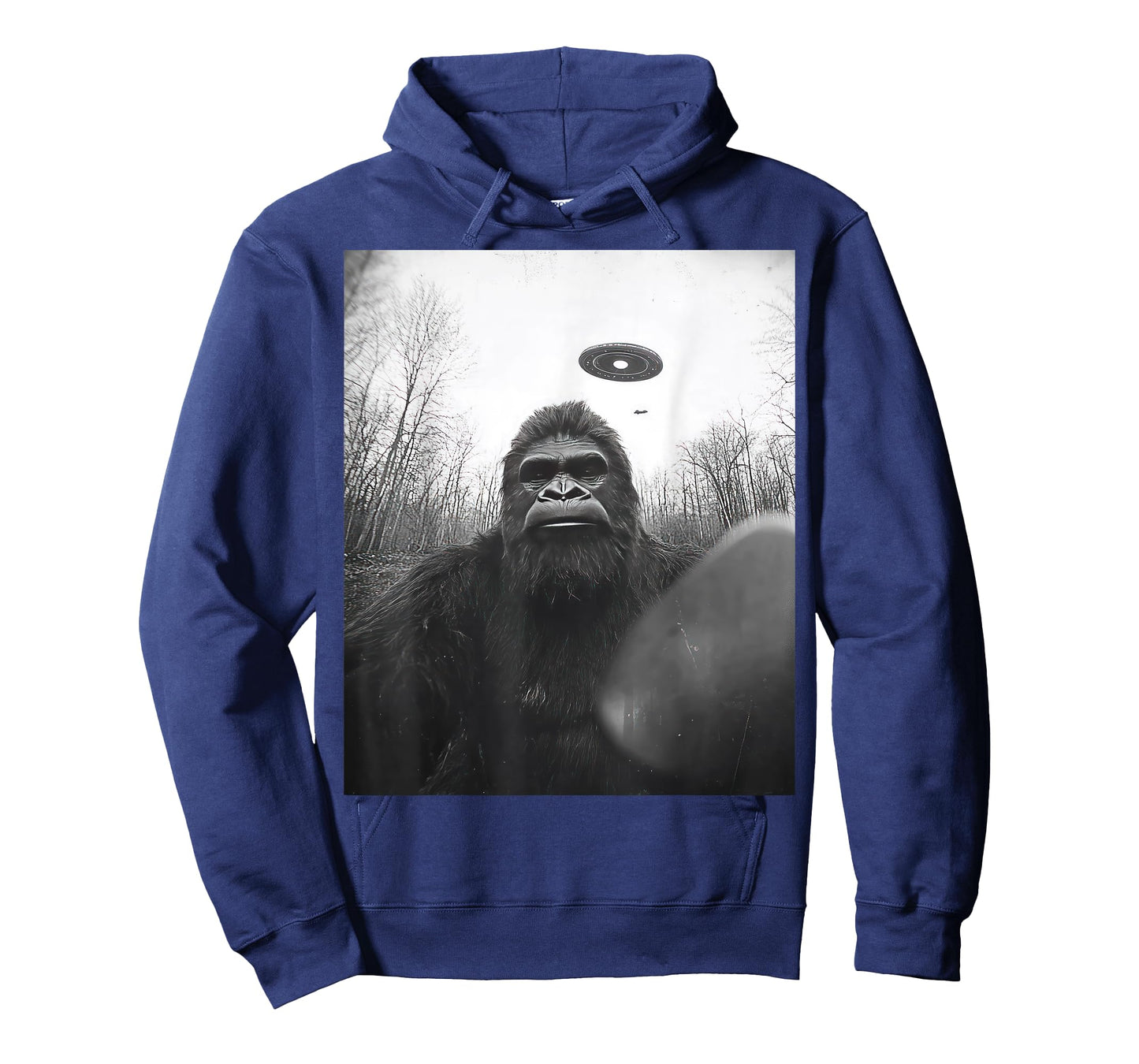 Funny graphic Sasquatch BigFoot UFO Alien Funny weird T-Shirt