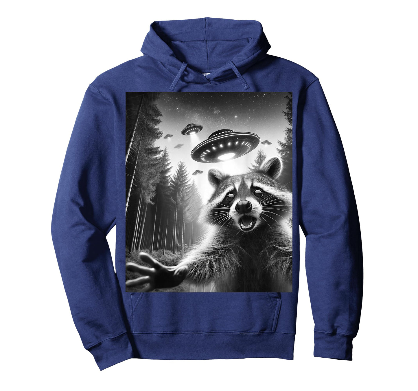 Alien UFO Raccoon Selfie Funny Raccoon With UFO T-Shirt