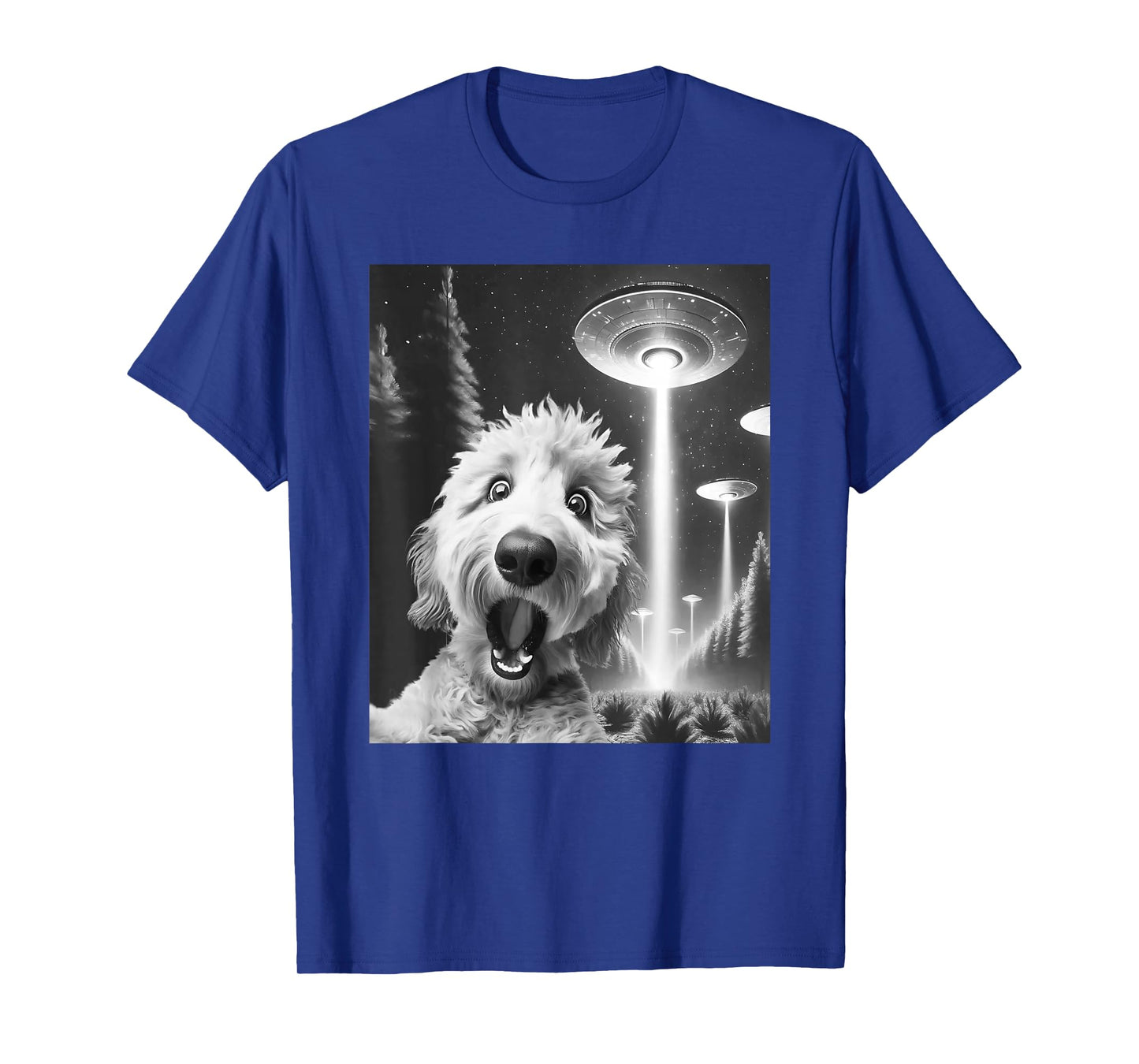Funny Goldendoodle Alien UFO Taking a Selfie Dog Mom Dad T-Shirt