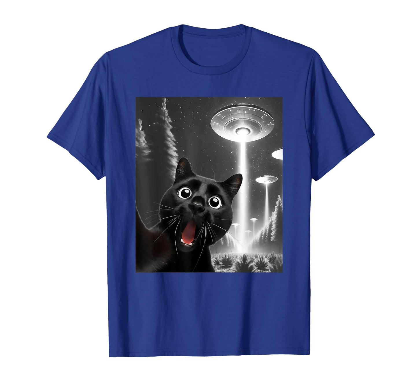 Funny Black Cat Alien UFO Taking a Selfie Cat Mom Dad T-Shirt