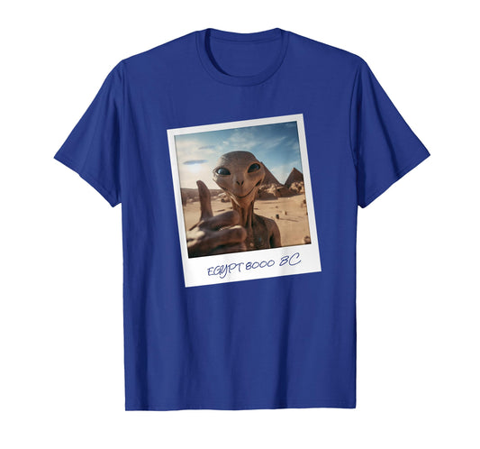 Aliens Building Pyramids UFO Conspiracy Theory Sarcasm T-Shirt