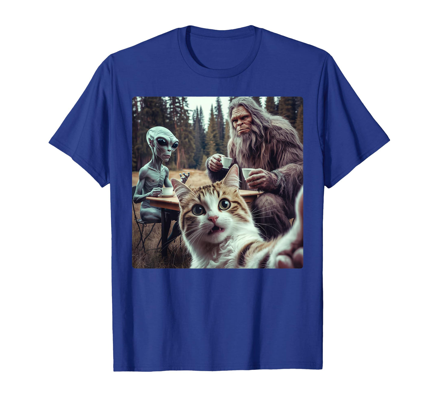 Cat Selfie With Bigfoot Alien Funny Gifts For Men Women Kid T-Shirt