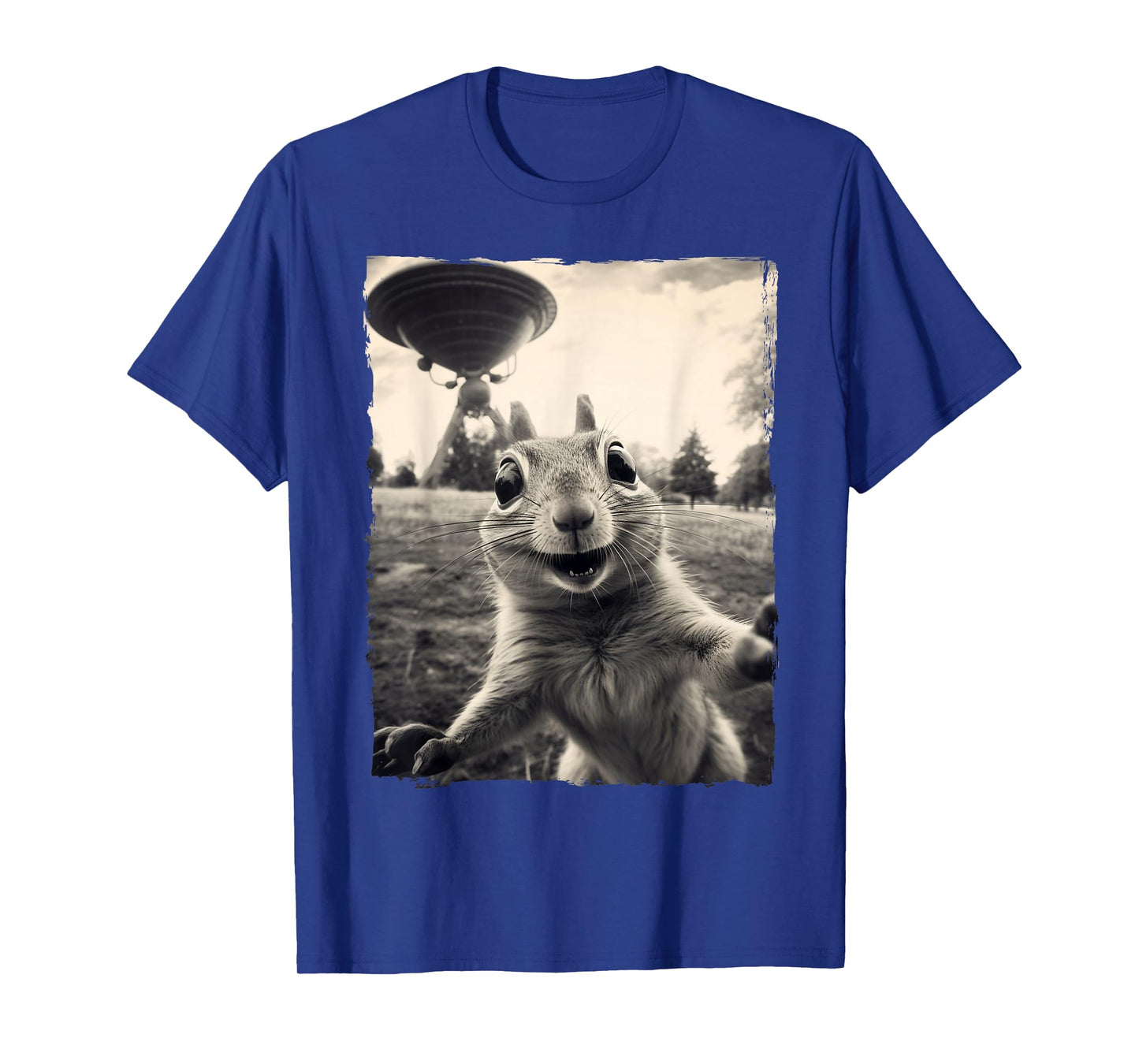 Squirrel Selfie with UFOs Squirrel Mom Funny Squirrel Lover T-Shirt