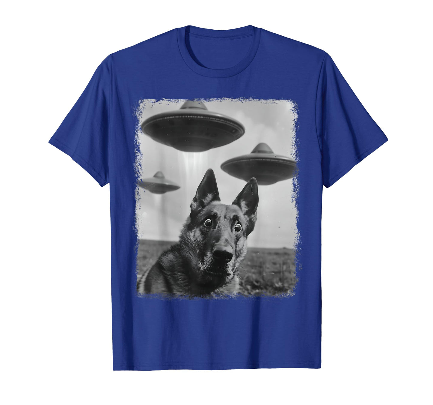 German Shepherd Dog UFO Alien Extraterrestrial Selfie T-Shirt