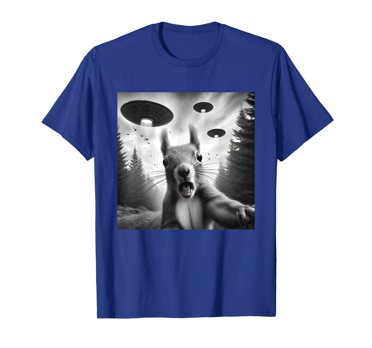 Squirrel Sci-Fi Funny Graphic Selfie with UFOs Weird Aliens T-Shirt