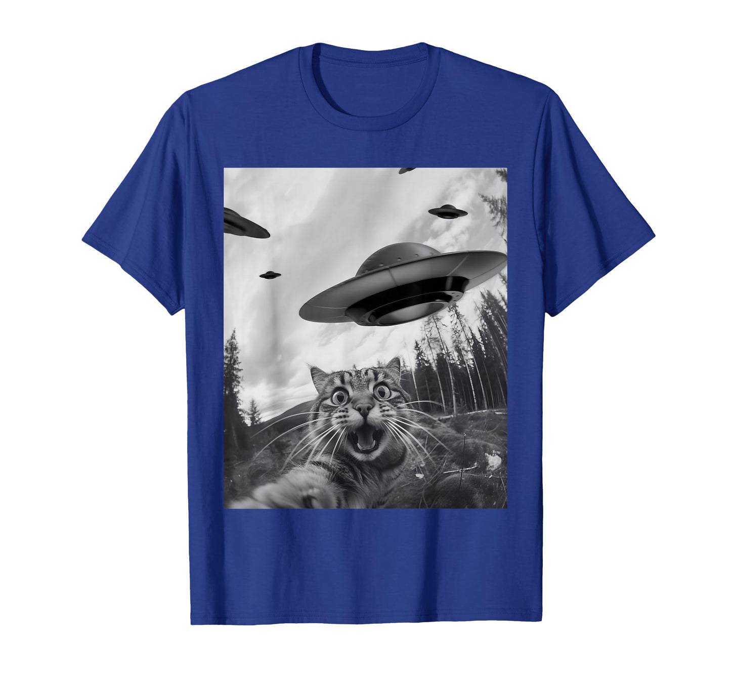 Funny Cat Selfie With Alien UFO Funny Cat For Men Women T-Shirt