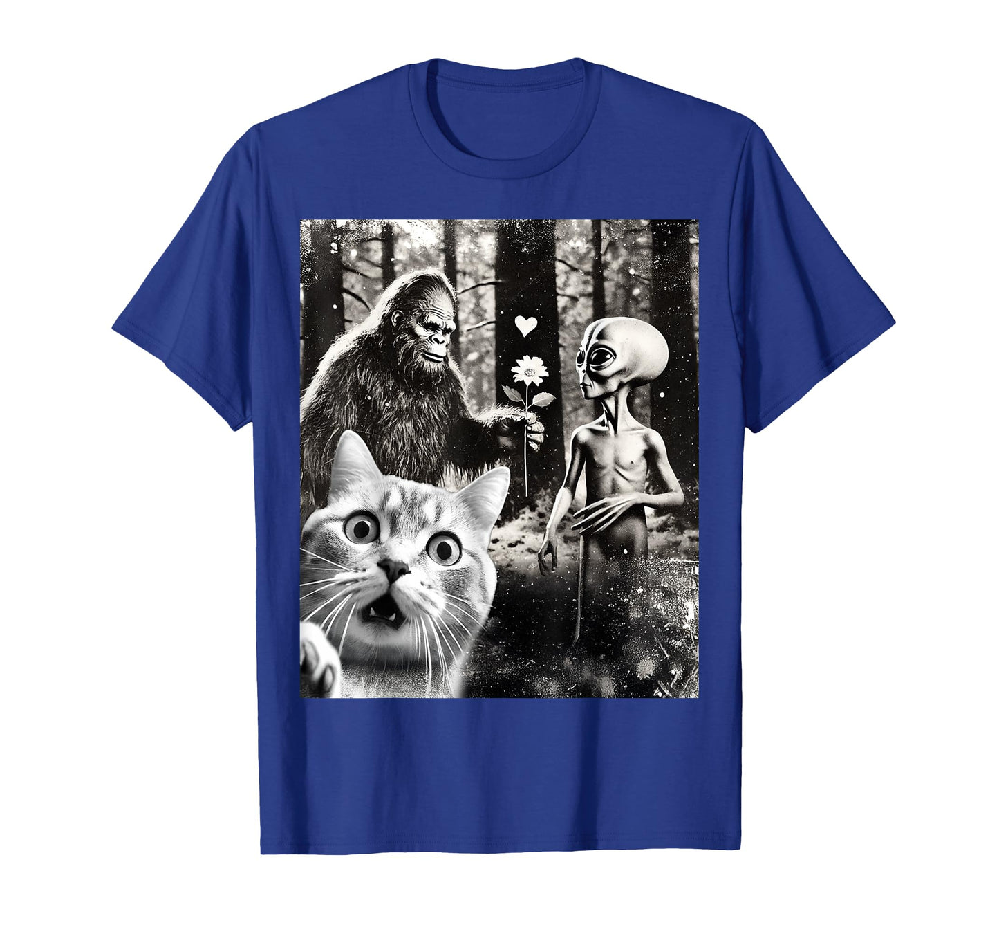 Funny Cat Selfie with Romantic Bigfoot in Love with Alien T-Shirt