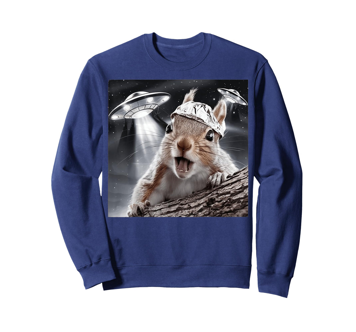 Funny Alien Squirrel Selfie Tin Foil Hat UFO Encounter Joke T-Shirt