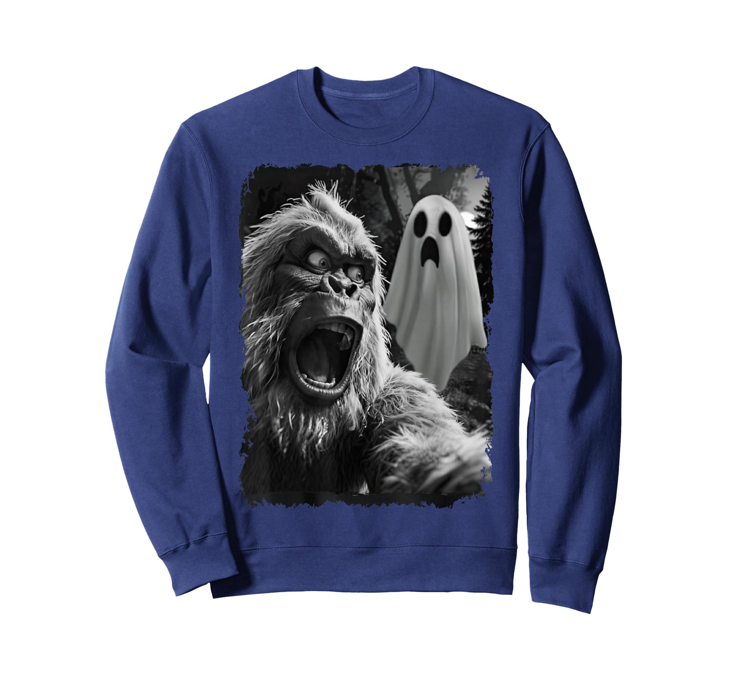 Funny Bigfoot Selfie Ghost Sasquatch Halloween Bigfoot T-Shirt