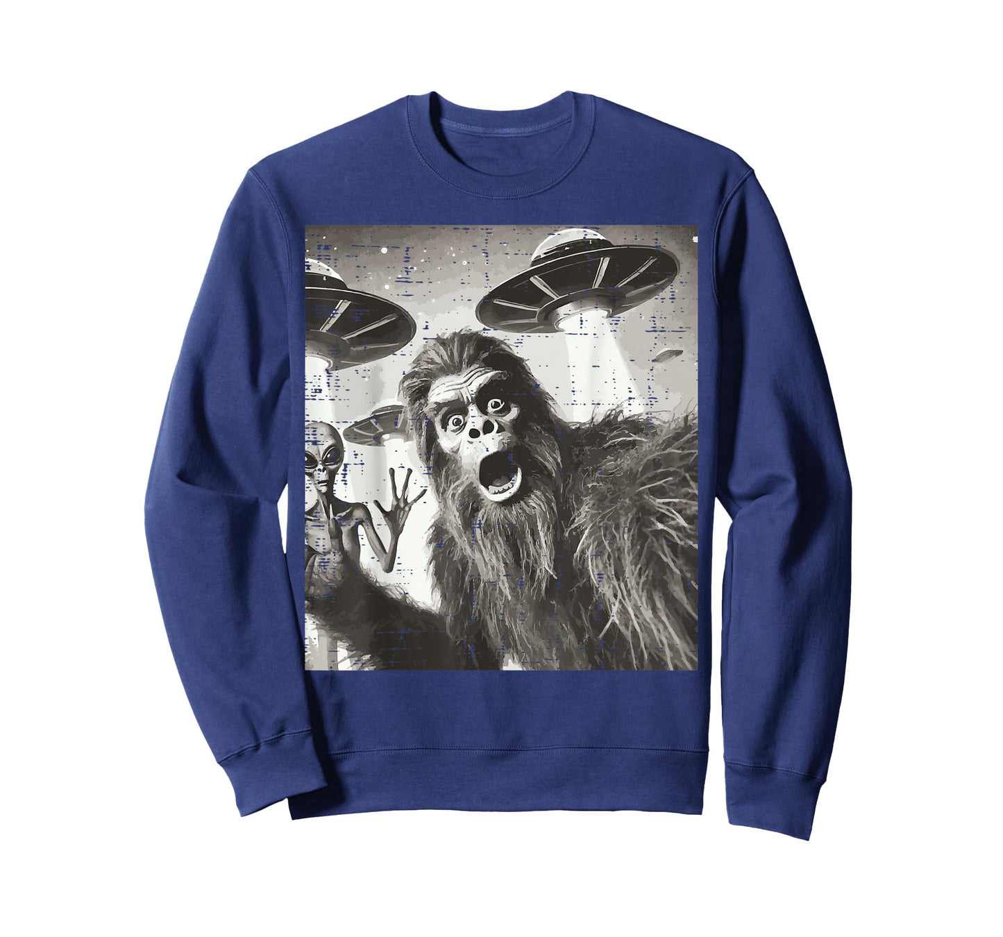 Bigfoot Alien Ufo Selfie Funny Sasquatch Meme Men Women Kids T-Shirt
