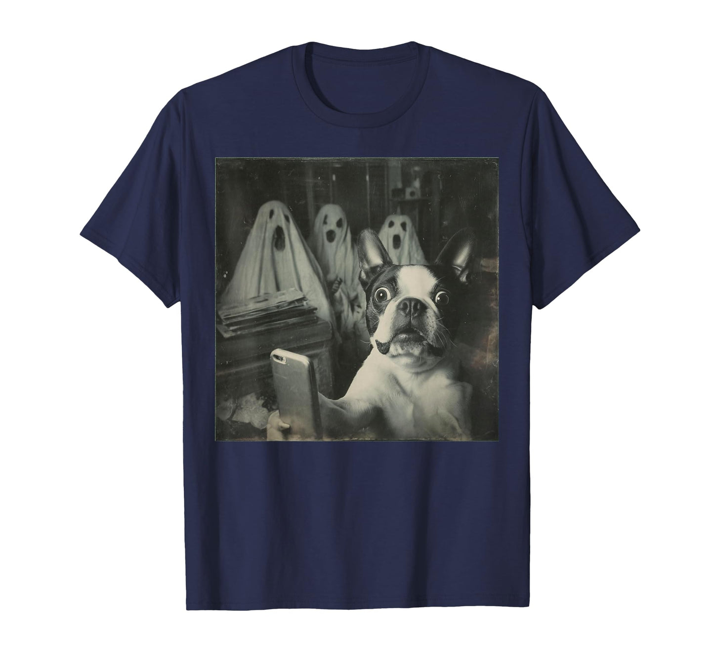 Funny Boston Terrier Selfie with Ghosts, Halloween Dog Lover T-Shirt