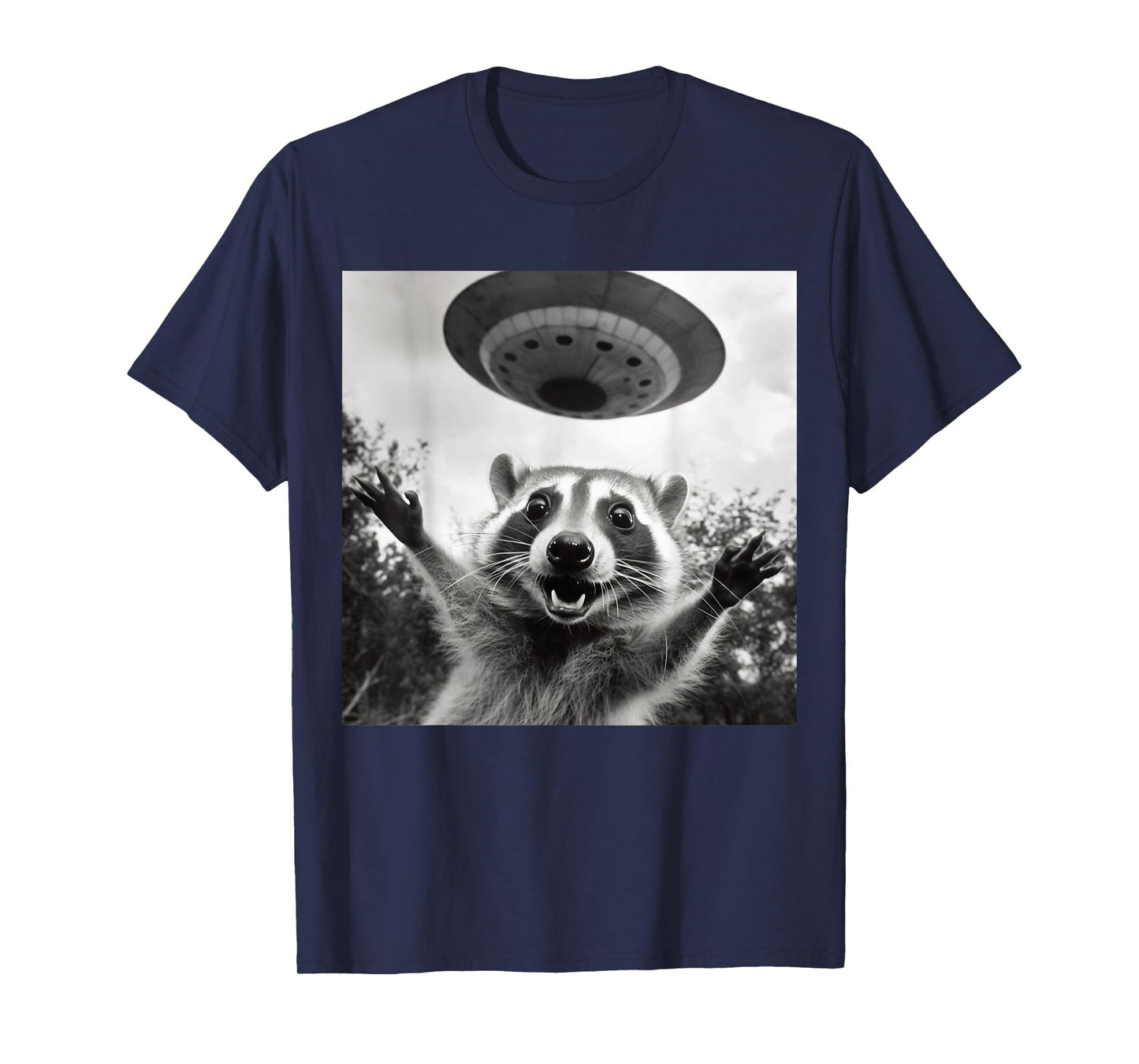 Funny Raccoon UFO Alien Selfie Photo Of Raccoon With UFO T-Shirt
