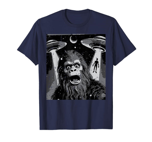 Bigfoot Ufo Alien Abduction Selfie Sasquatch Men Women Kids T-Shirt